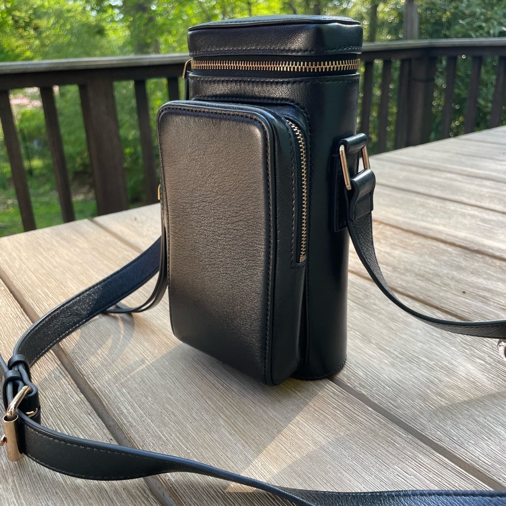 Gabrizla Hearst cross body black leather purse